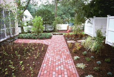 93f327a769181f7f9fe2ccbb9c59793b