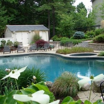 VeronCo-BeautifulFlowers-Pool